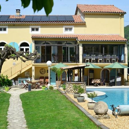 Au Grand Bonheur Bed & Breakfast Besseges Exterior photo