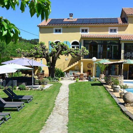 Au Grand Bonheur Bed & Breakfast Besseges Exterior photo