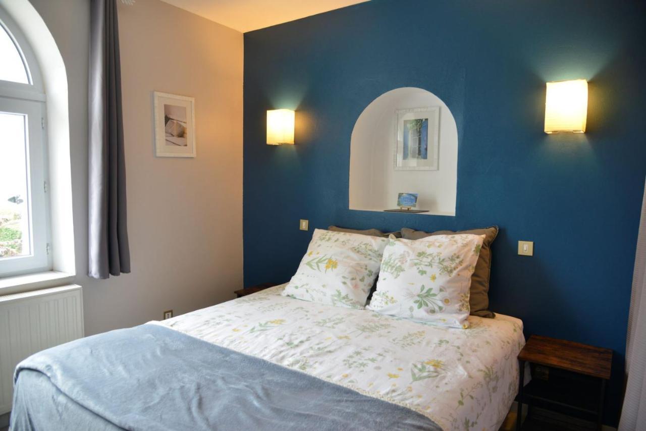 Au Grand Bonheur Bed & Breakfast Besseges Exterior photo
