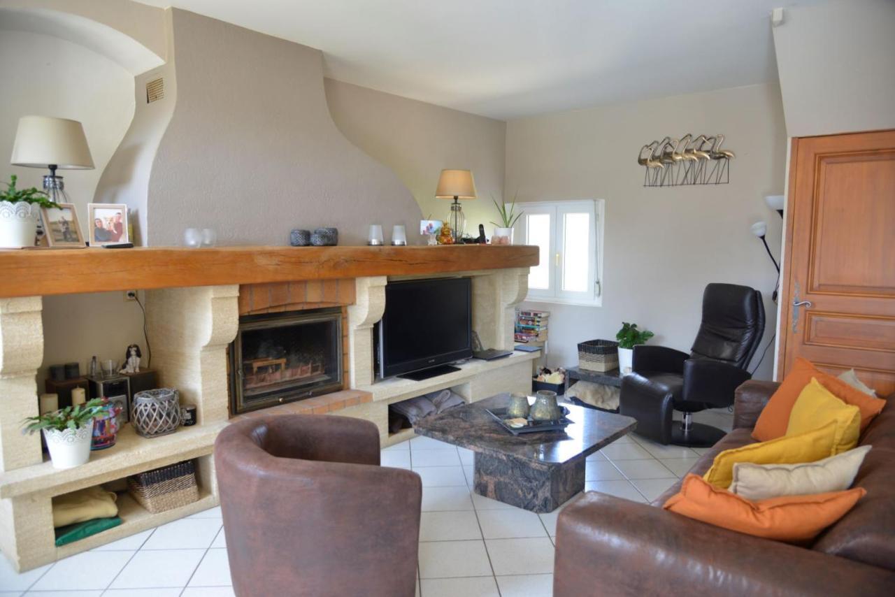 Au Grand Bonheur Bed & Breakfast Besseges Exterior photo