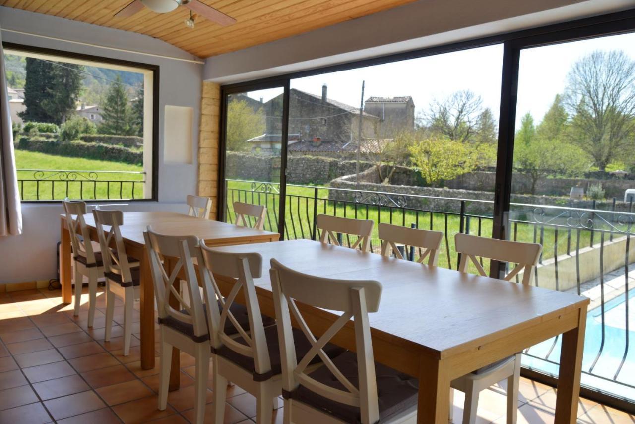 Au Grand Bonheur Bed & Breakfast Besseges Exterior photo