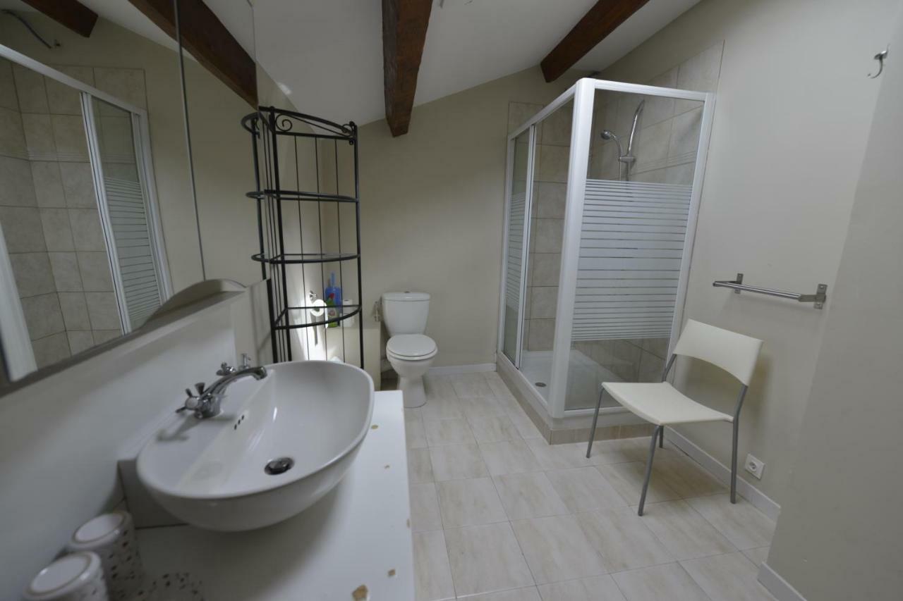 Au Grand Bonheur Bed & Breakfast Besseges Exterior photo